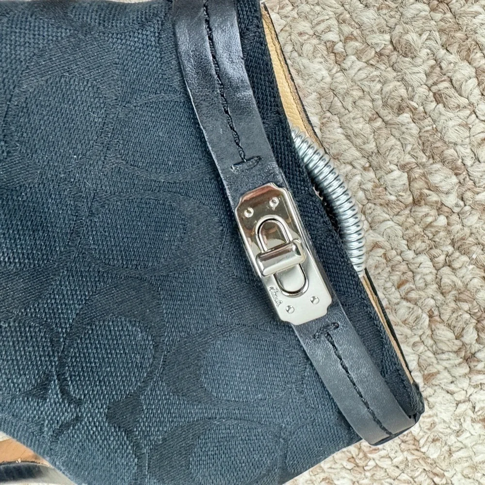 Coach boots step